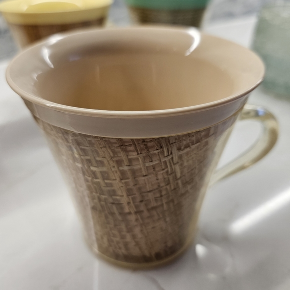 Lot of 7 assorted vintage cups and glasses - Picture 7 of 9